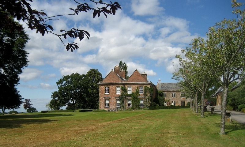 Avishayes House taken from side